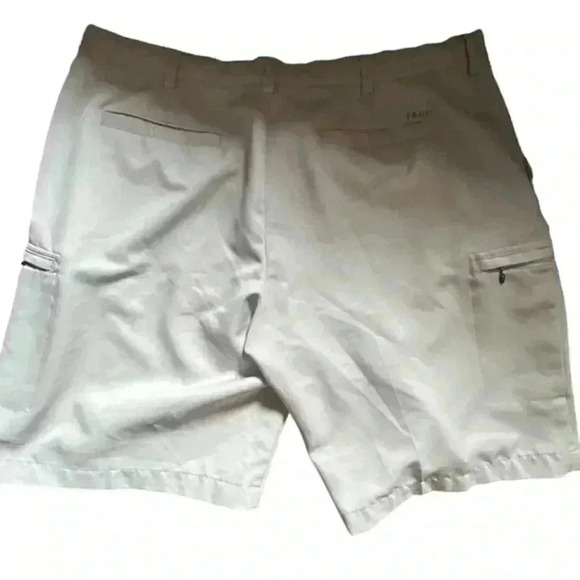 Men’s Izod Classic Gold Shorts, 40 - Picture 4 of 5
